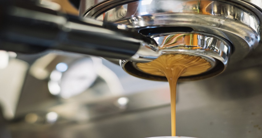 چگونه قرص جرم گیر قهوه ساز را استفاده کنیم؟